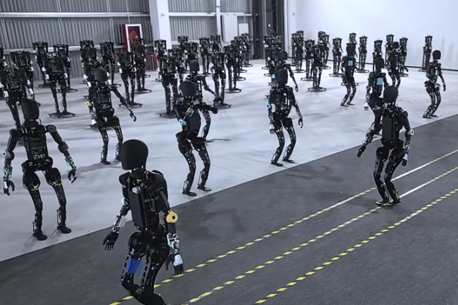 球速开启通用机器人商用量产